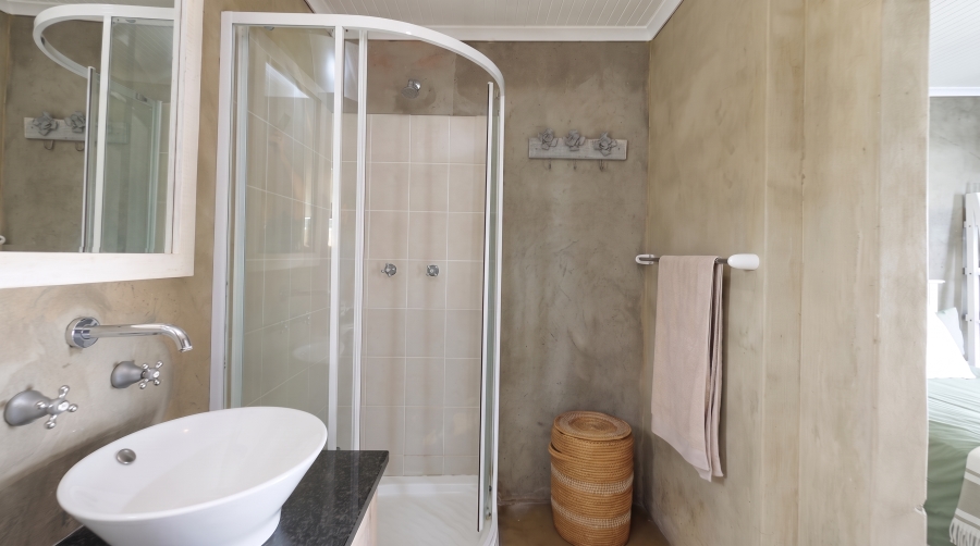 4 Bedroom Property for Sale in Struisbaai Western Cape